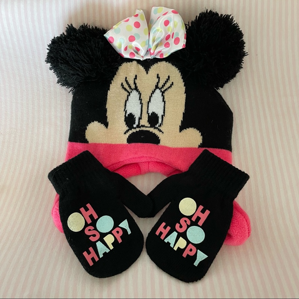 Hat with mittens 💕 Minnie Mouse